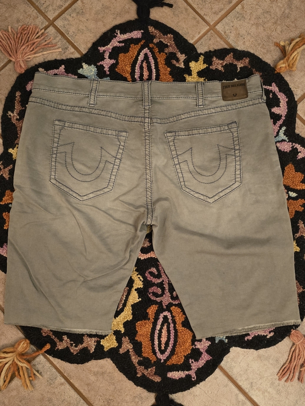 🔥🔥True Religion Light Gray Cut-Off Denim Shorts Size 44🔥🔥 Jorts Baggy Skater